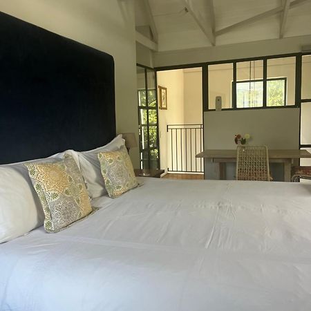 Comfortable Room With Large En Suite Bathroom Franschhoek Exterior foto